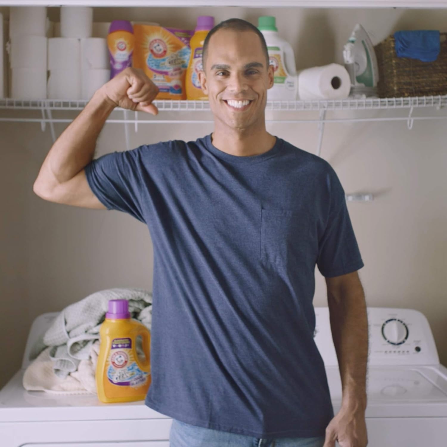 image:imageARM amp HAMMER Sensitive Skin Free amp Clear 140 Loads Liquid Laundry Detergent 140 Fl ozFresh Burst